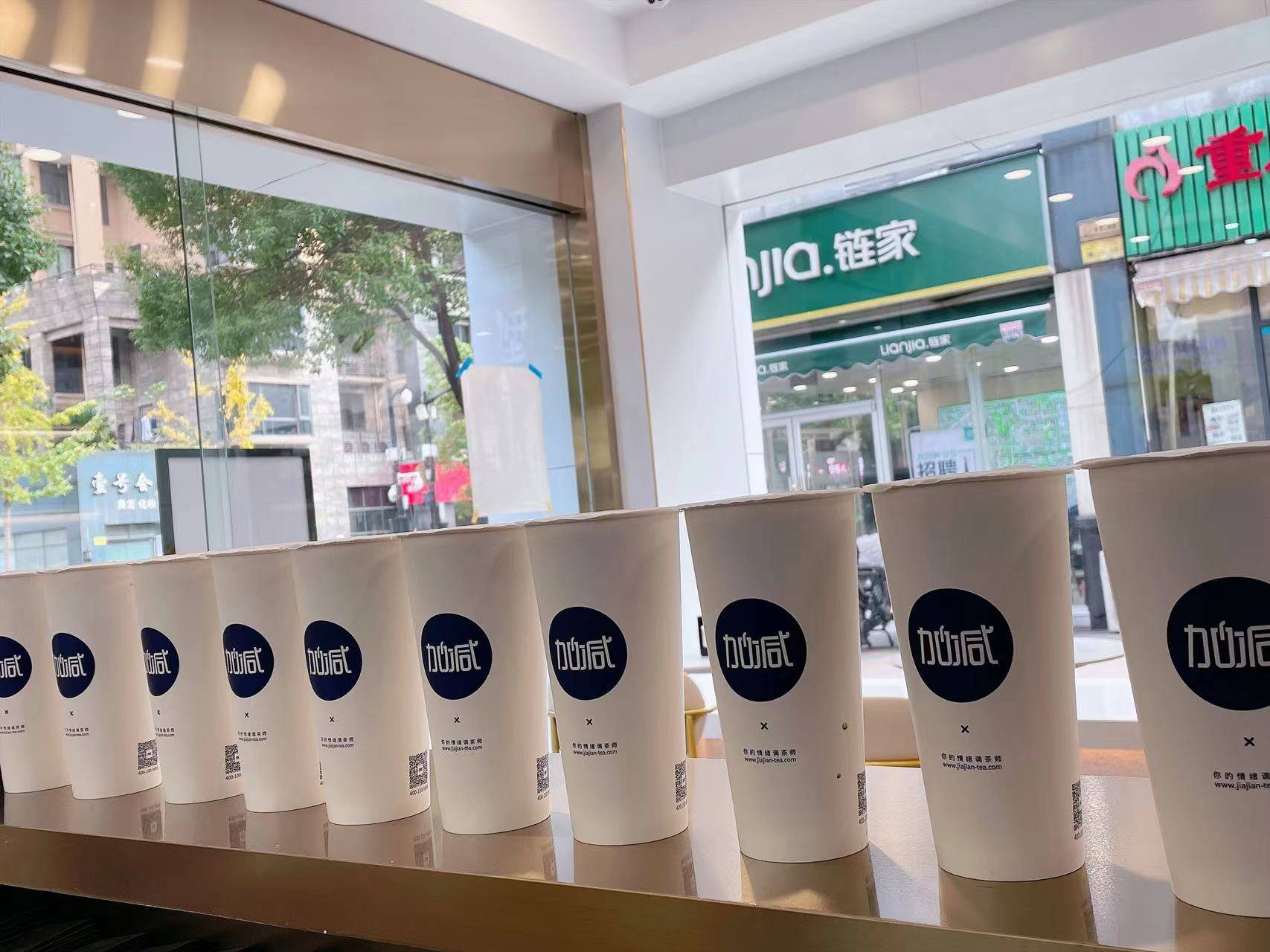 全国奶茶店加盟排行榜_全国7000多家山寨店,上海竟没一家是真的!这家网红奶茶你喝过真的...
