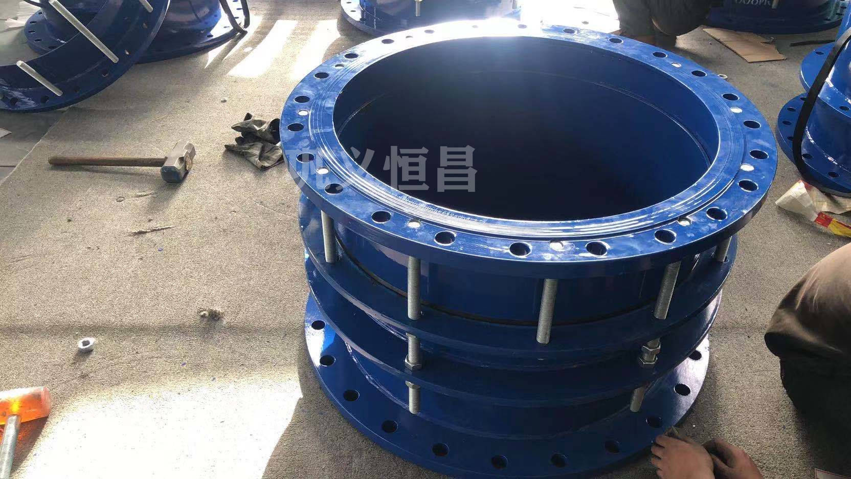 方形伸缩器预拉伸伸缩量算法