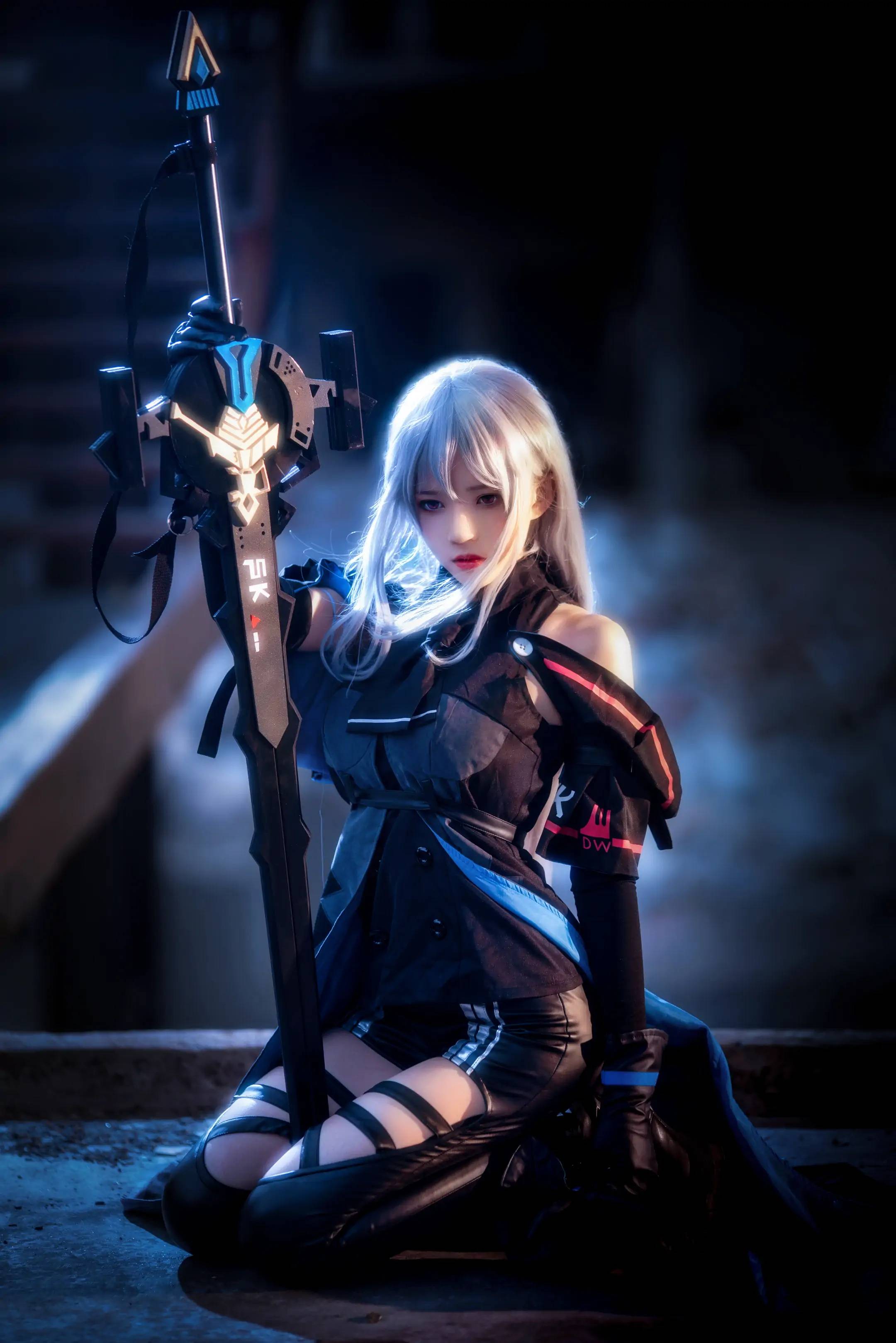 cos美图:斯卡蒂_图片_公众_微信