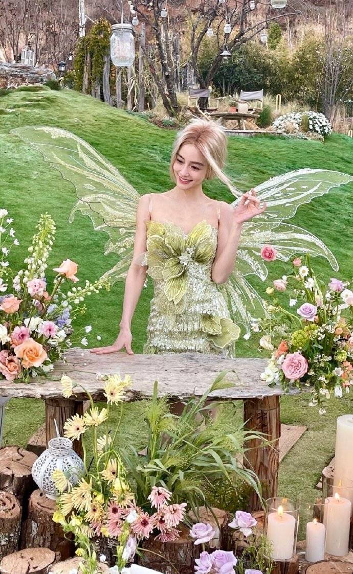 angelababy绿色裙子图片