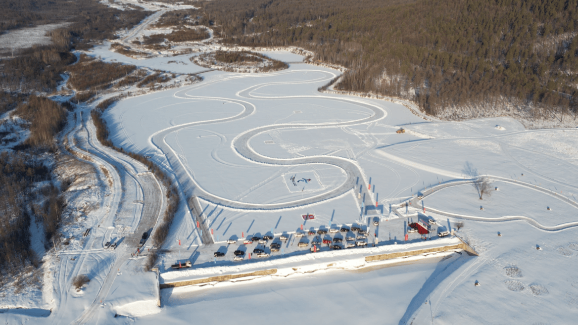 雪车赛道图片