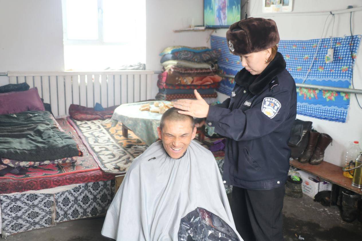 新疆沙拉也门边境派出所深入推进我为群众办实事实践活动