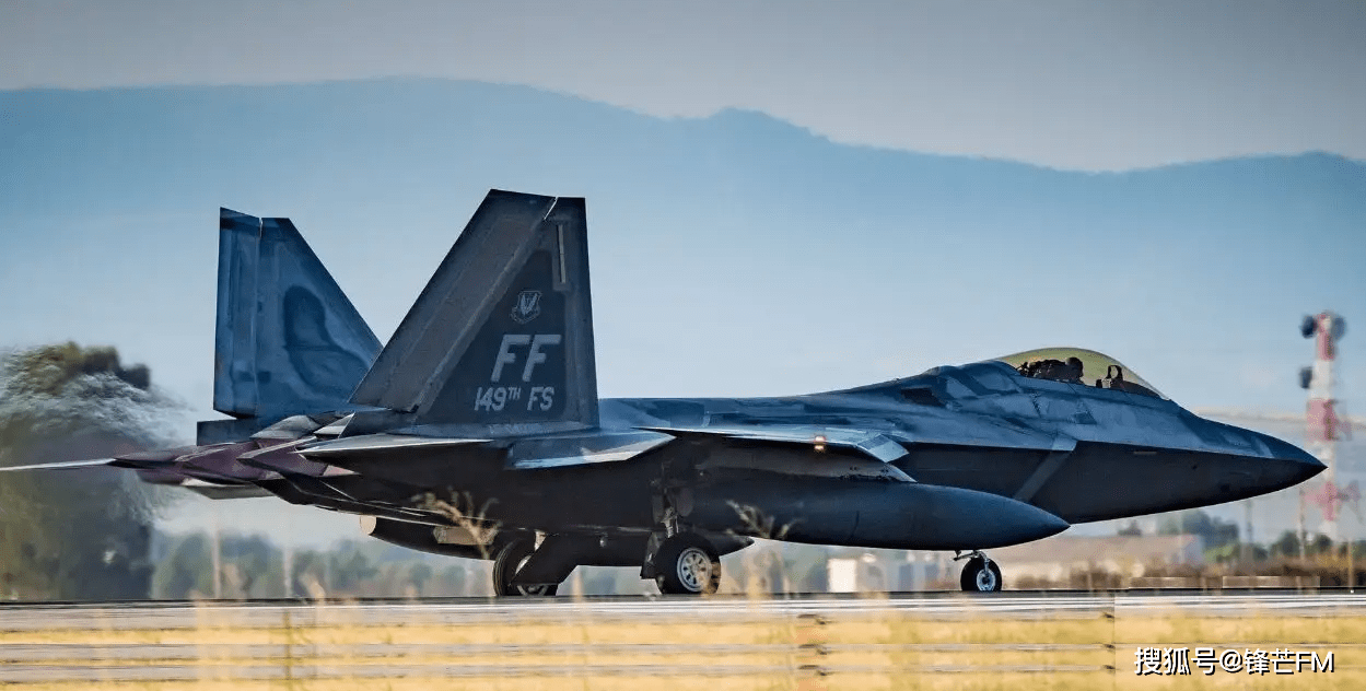 首批退役33架f22进入服役倒计时未来美国空军只能靠f35撑大梁
