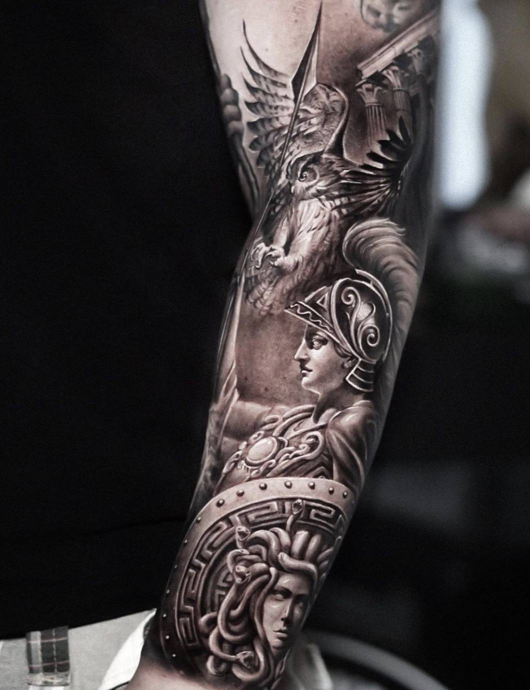 上海由龙纹身写实大手臂纹身写实小臂纹身图案分享