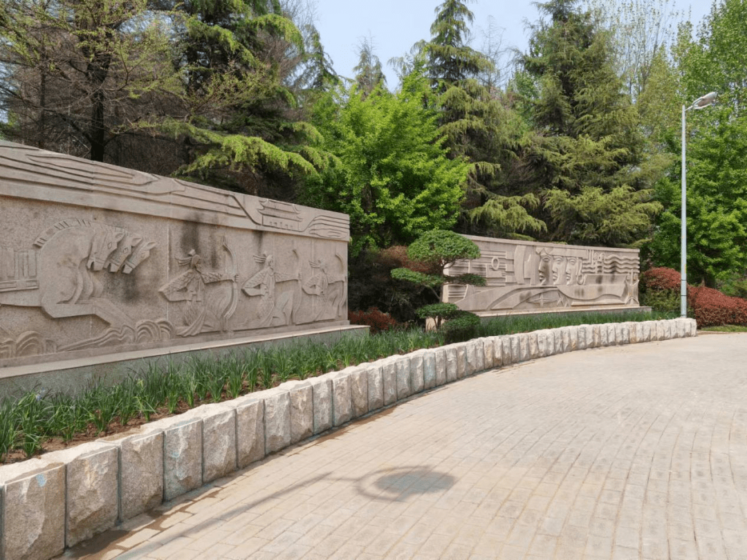 濮阳市德胜公园加大整改提升力度营造优美环境