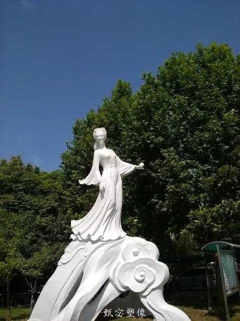 中国古代传奇才女甄后