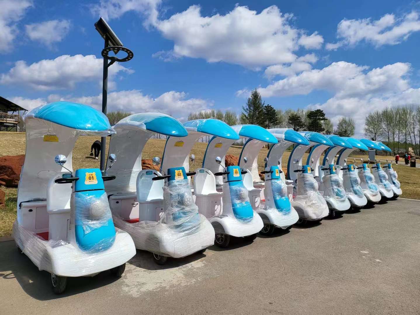 小马嘟嘟景区智能代步车走进海龙湖公园——城景相融,入眼皆是画!_观