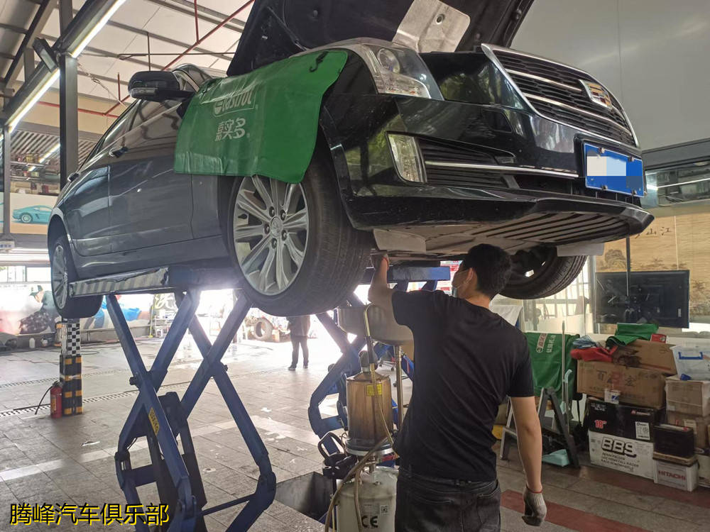 凯迪拉克维修保养凯迪拉克ats常规保养更换机油三滤