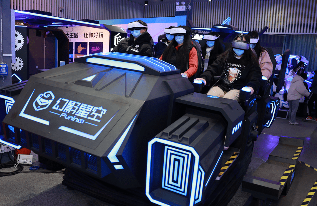 幻影星空vr体验馆给你不平凡的体验期待你的加入