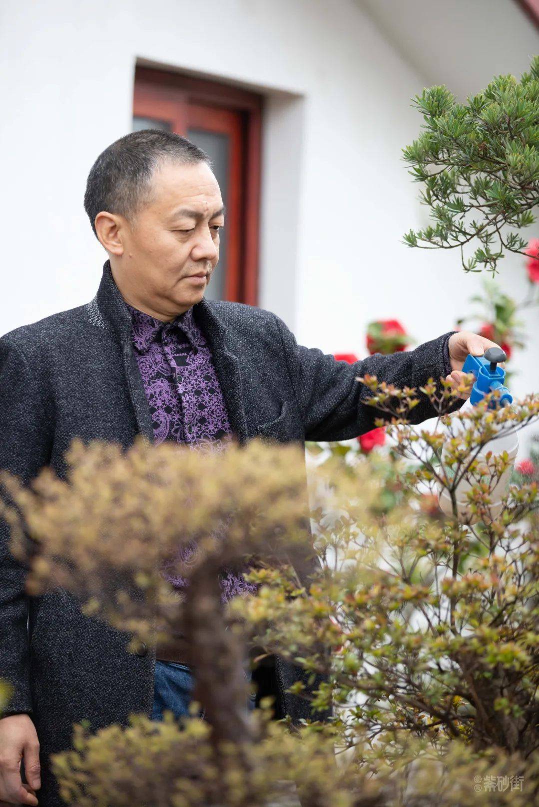 陈忠庆世界以痛吻我我却报之以歌守艺人