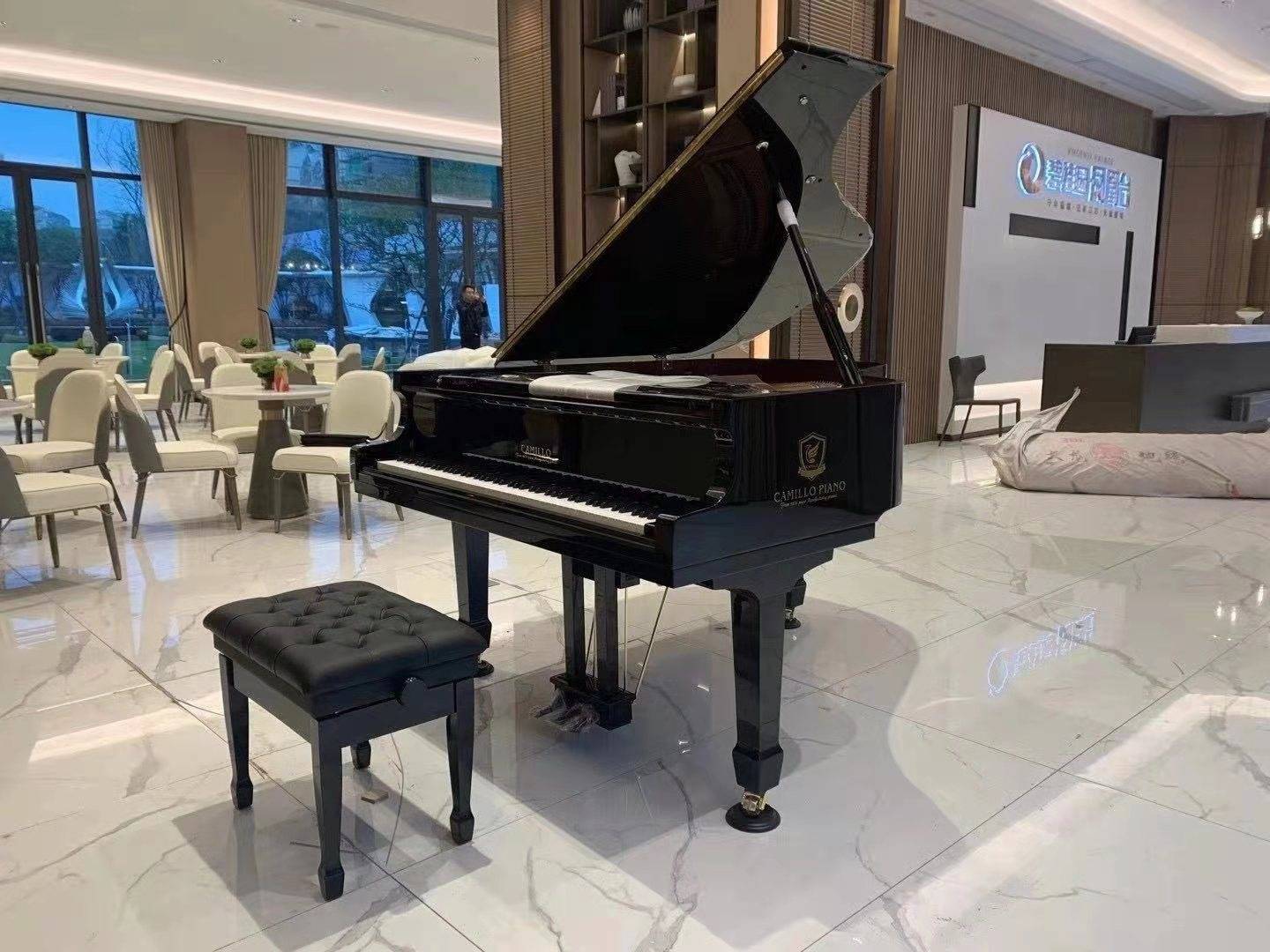 德国卡米洛钢琴优雅与品质兼具性能与颜值并存
