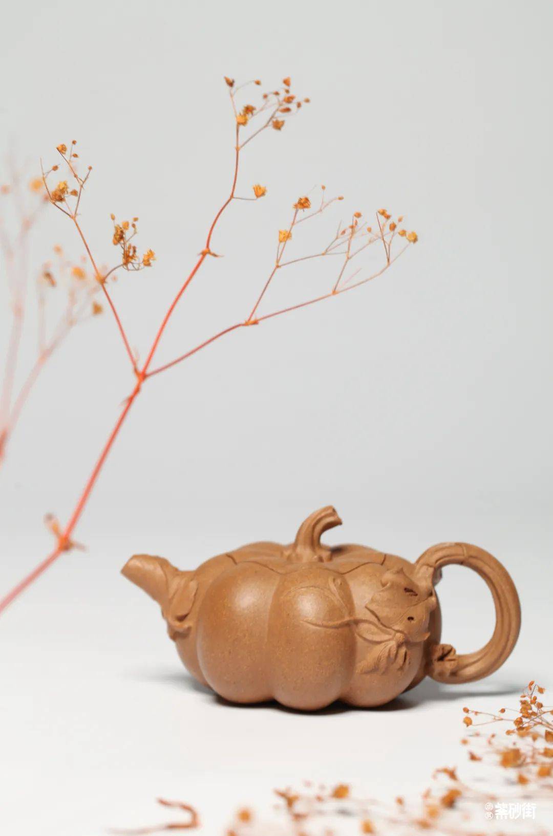 储彩琴:闲种柴门下 瓜胜傍绿溪 | 守艺人_紫砂_南瓜_花器