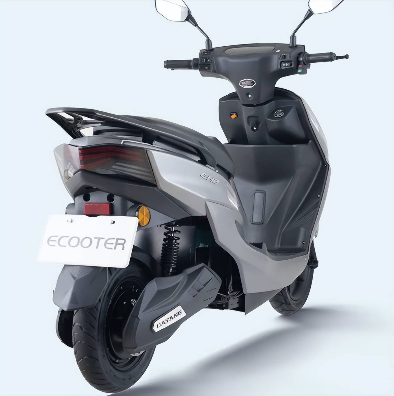 续航156公里,最高时速65km/h_搜狐汽车_搜狐网