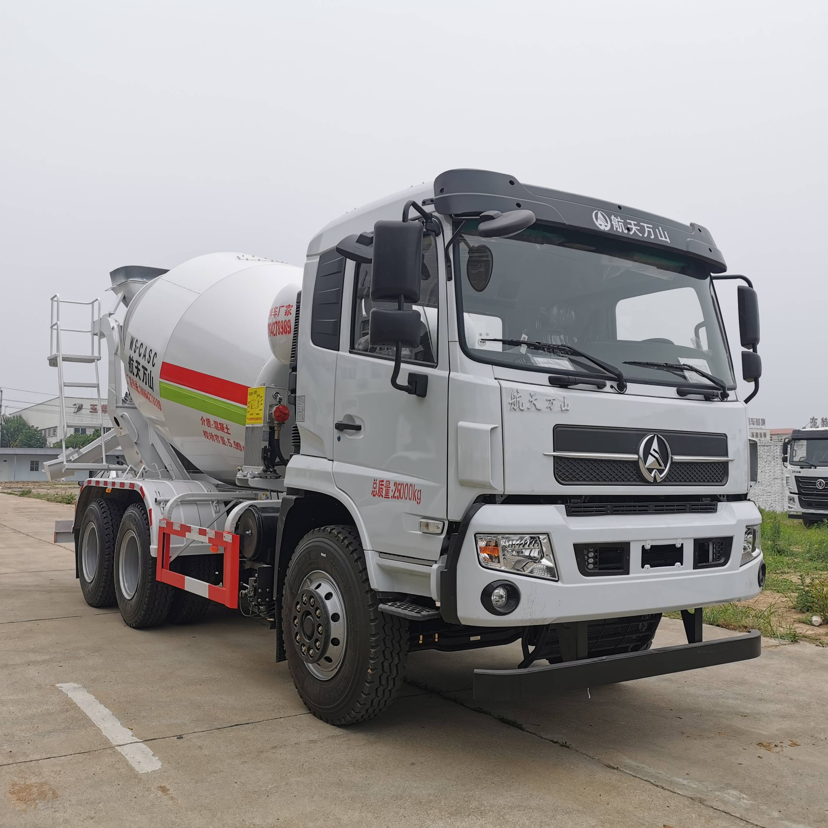 国六轻量化8方9方10方小后八轮混凝土罐车价格车型介绍