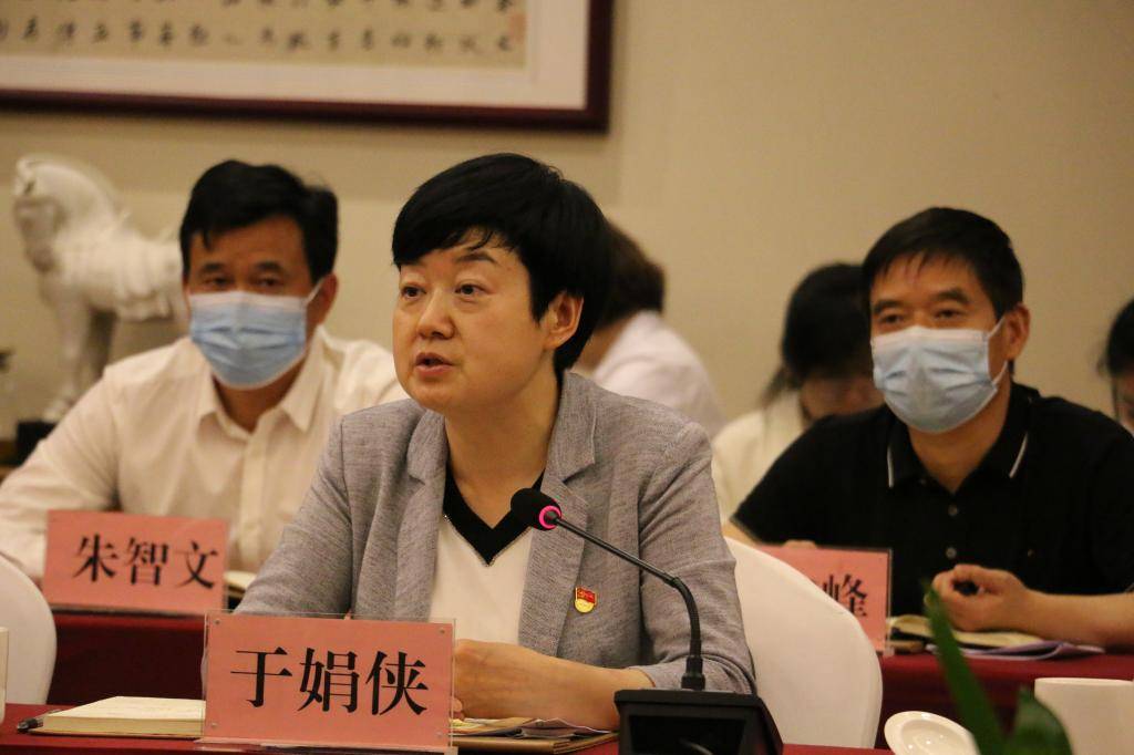 渭南师范学院党委书记卓宇一行到潼关县调研座谈并签订校地合作协议