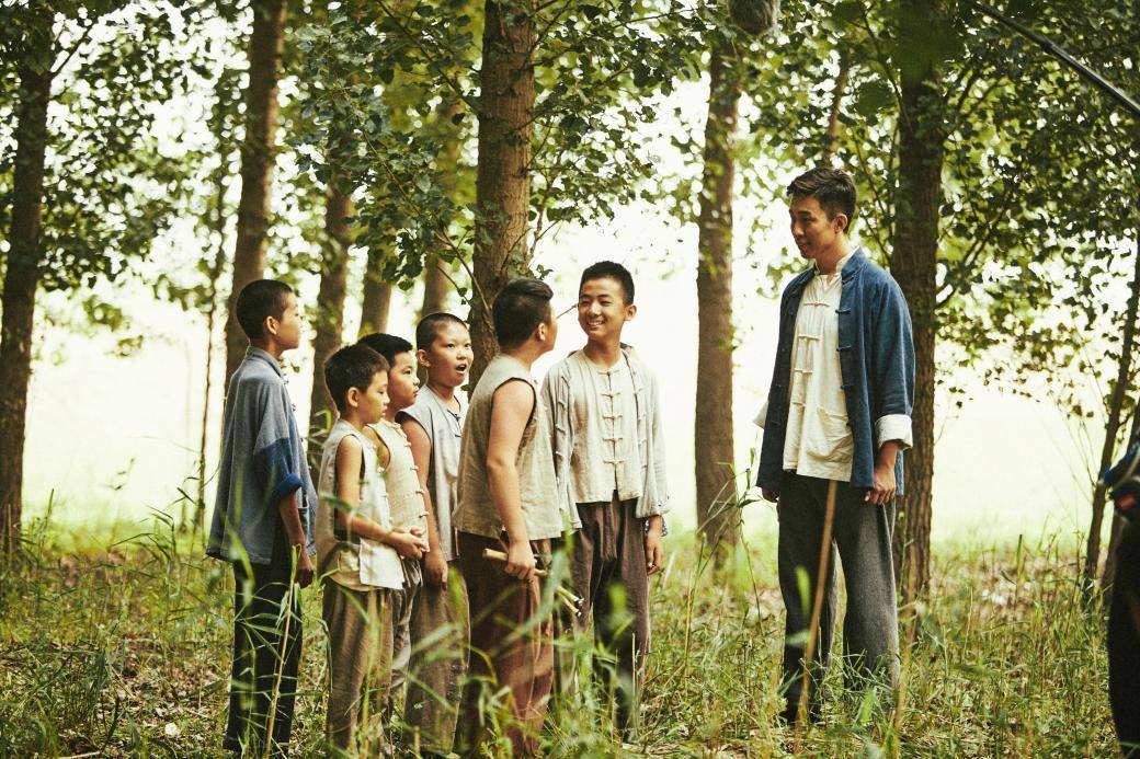 少年英雄董存瑞儿童团的关键词是智慧与团结