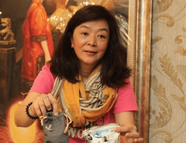 刘德华追她无果,周润发为她伤情,今出家20年不再结婚_陈玉莲_山区