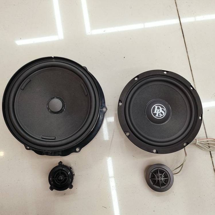 打动人心深圳乐之行大众帕萨特汽车音响改装瑞典德利仕dlsma62sq
