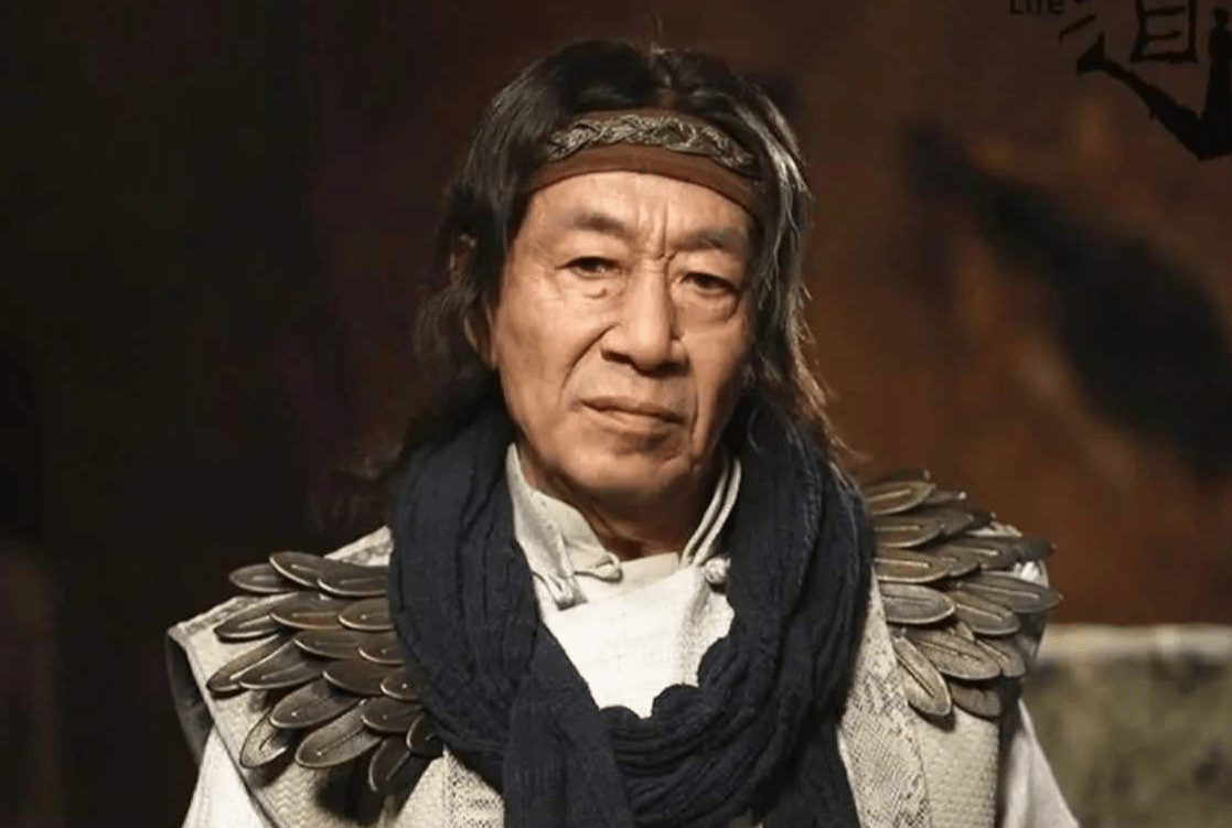 老牛吃嫩草的七位明星网友没有女人永远18岁只有18岁的女人