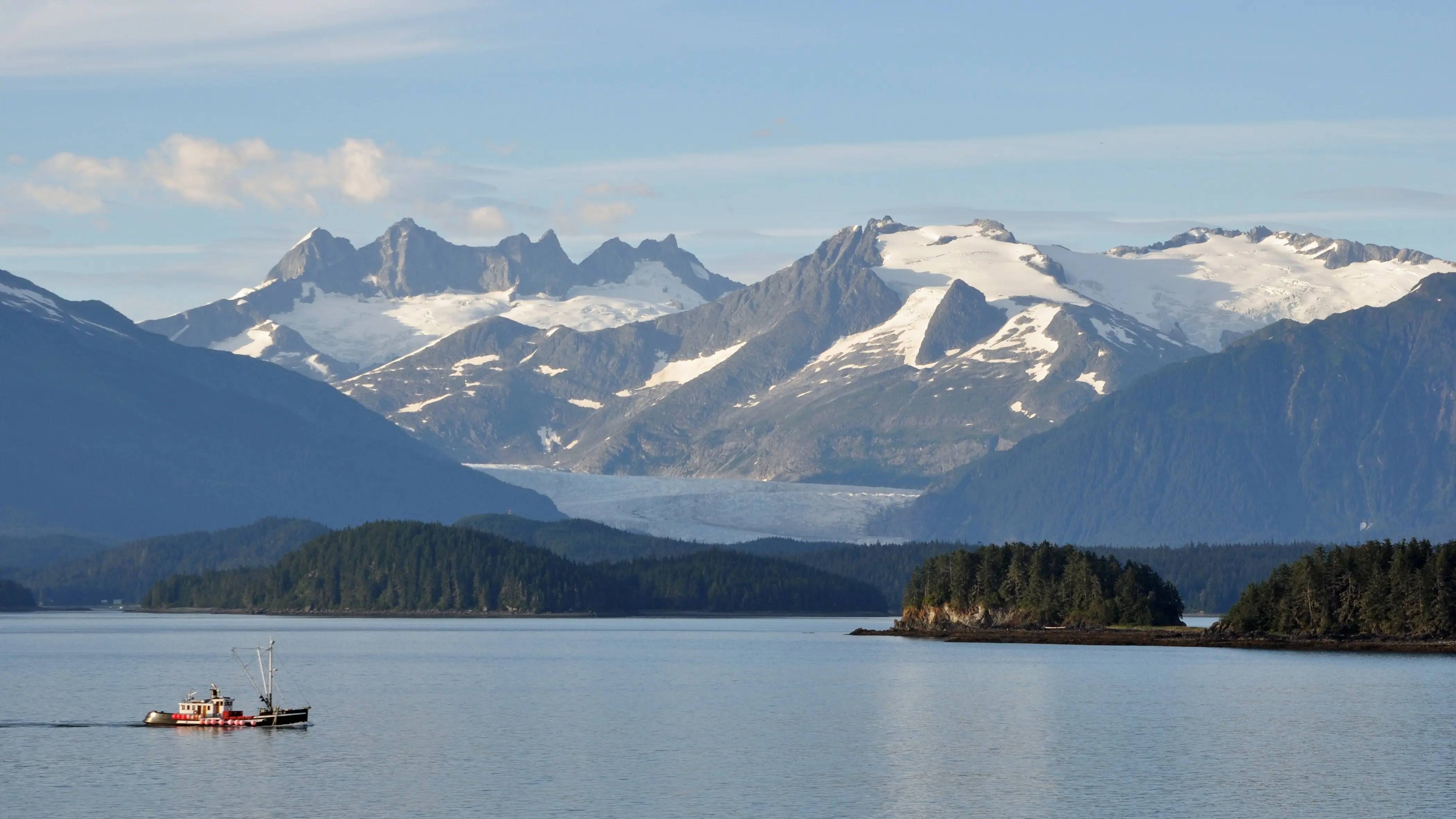 摘要:当年美国以720万美元从沙俄手里买下了阿拉斯加和阿留申群岛