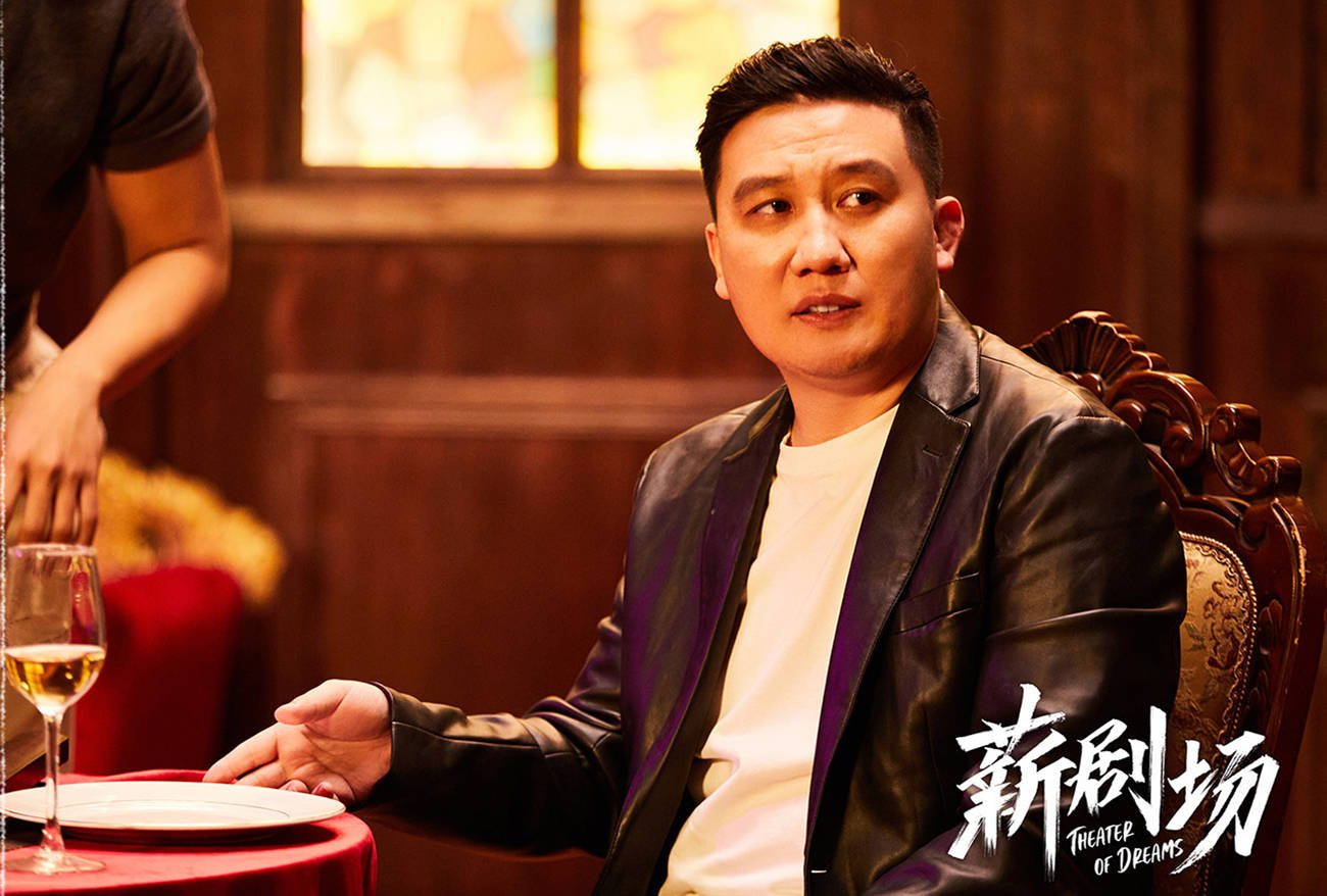 我猛然想起那么一句话,不好笑,才是最大的搞笑啊.尚敬导演在作