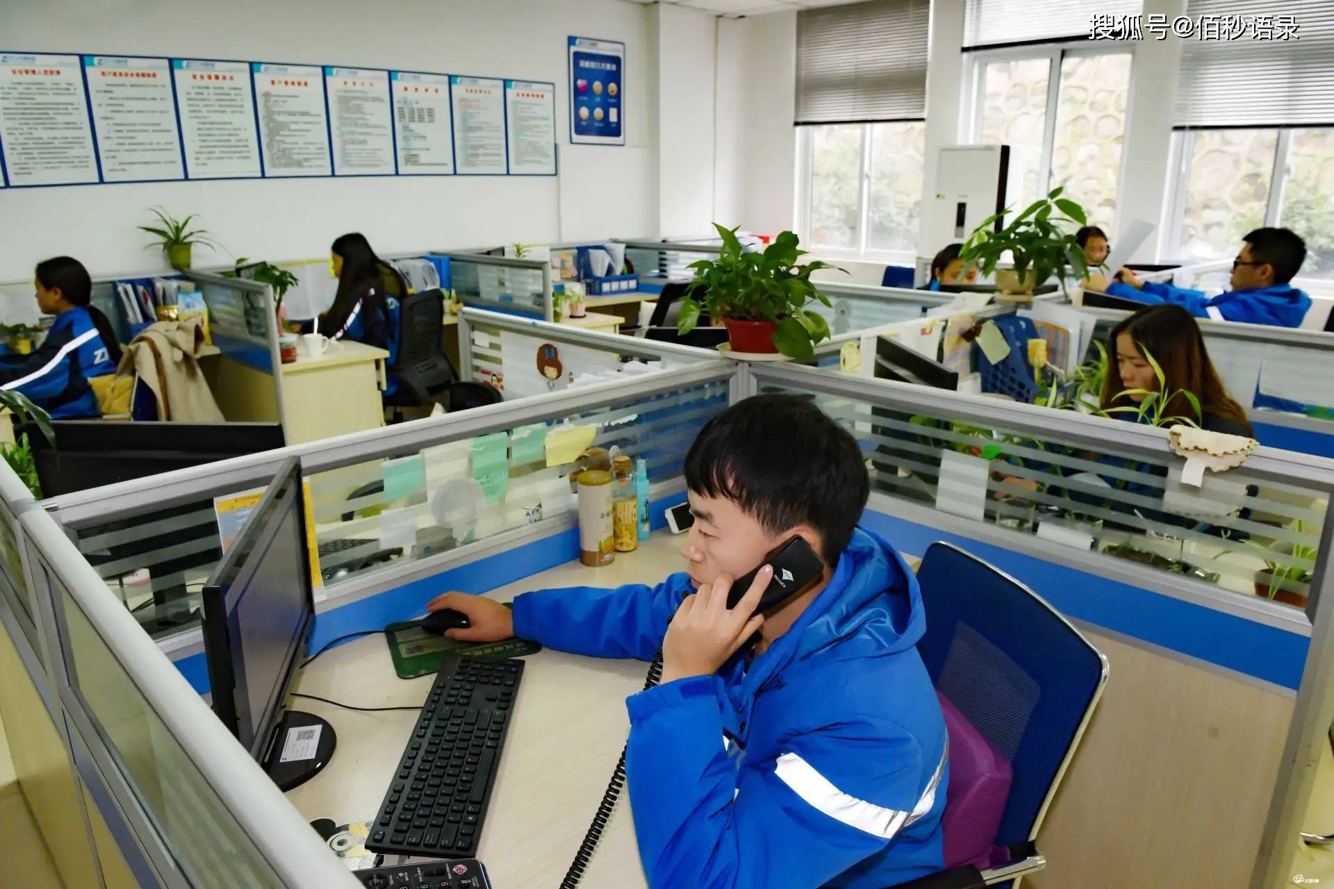 做快递客服一般多久能上手(新手快递客服怎么操作)_对话_文字_答案