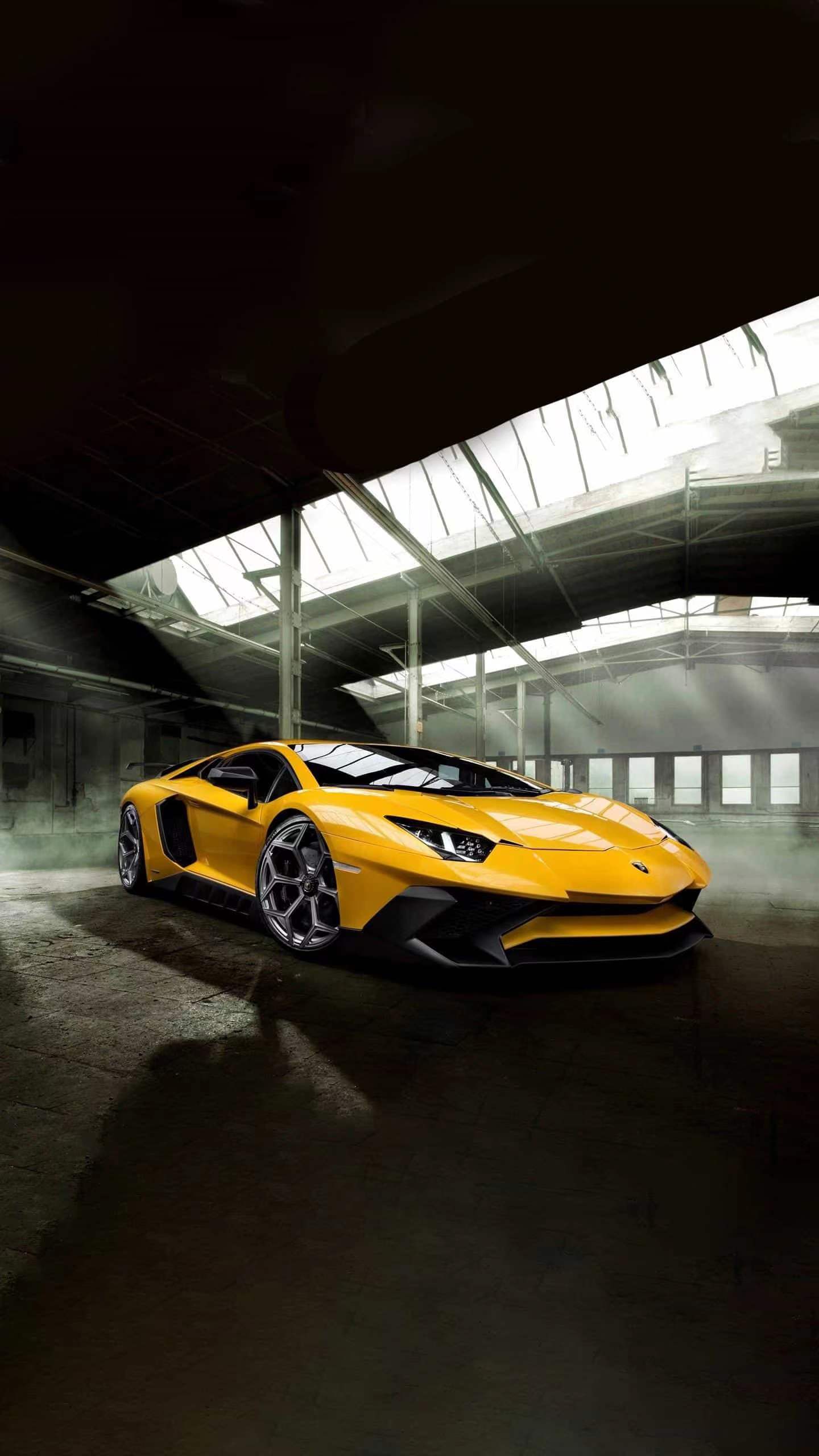 兰博基尼aventadorelp7004