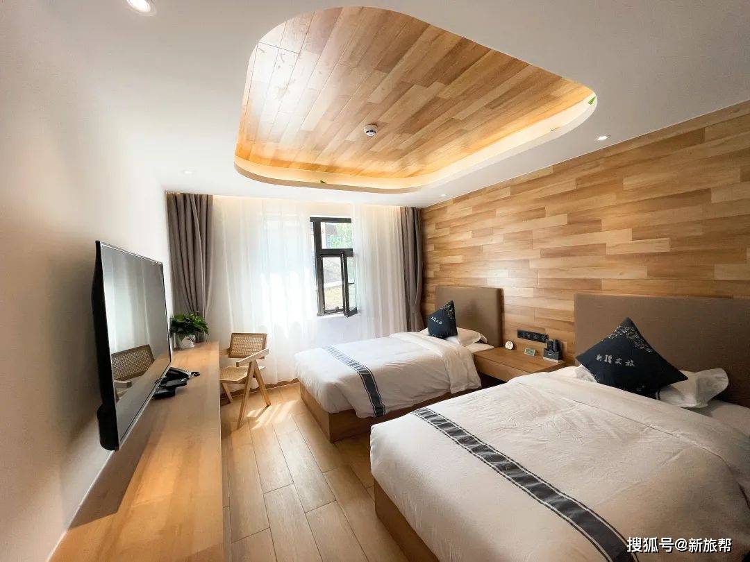 旅游住宿的攻略,大部分到喀纳斯玩的旅客,都会选择居住在贾登峪住宿区