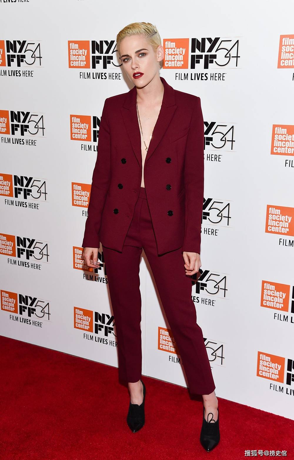 原创我们不能仿效的美国时尚女明星西装这样穿