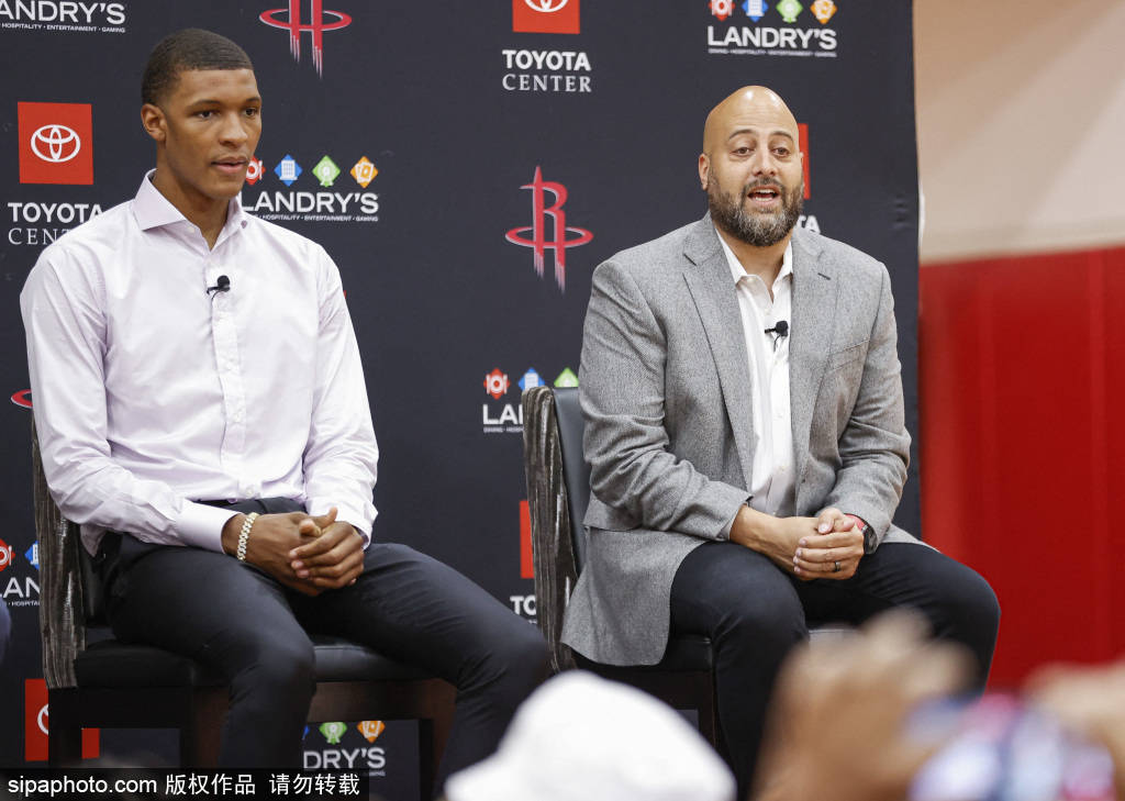 昔日火箭领袖转战菲尼克斯联手杜兰特冲击总冠军