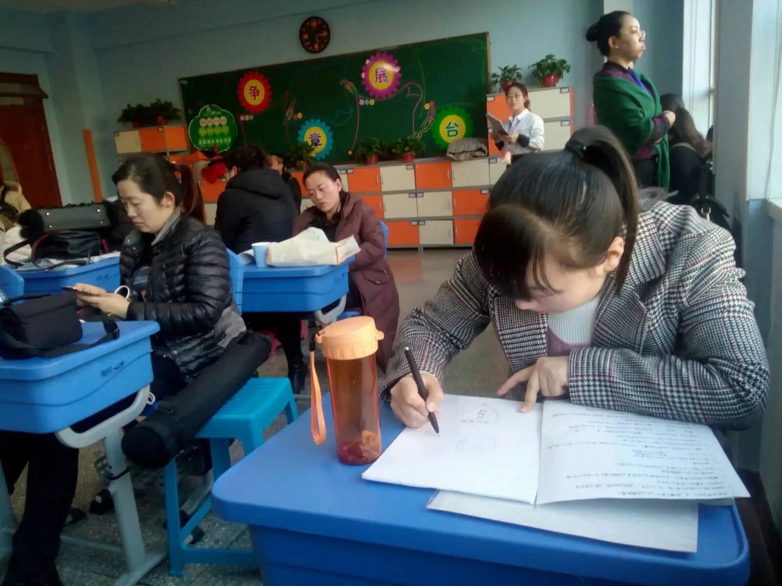教师如何做好课前准备?要做好哪些方面?_思维_情绪_知识