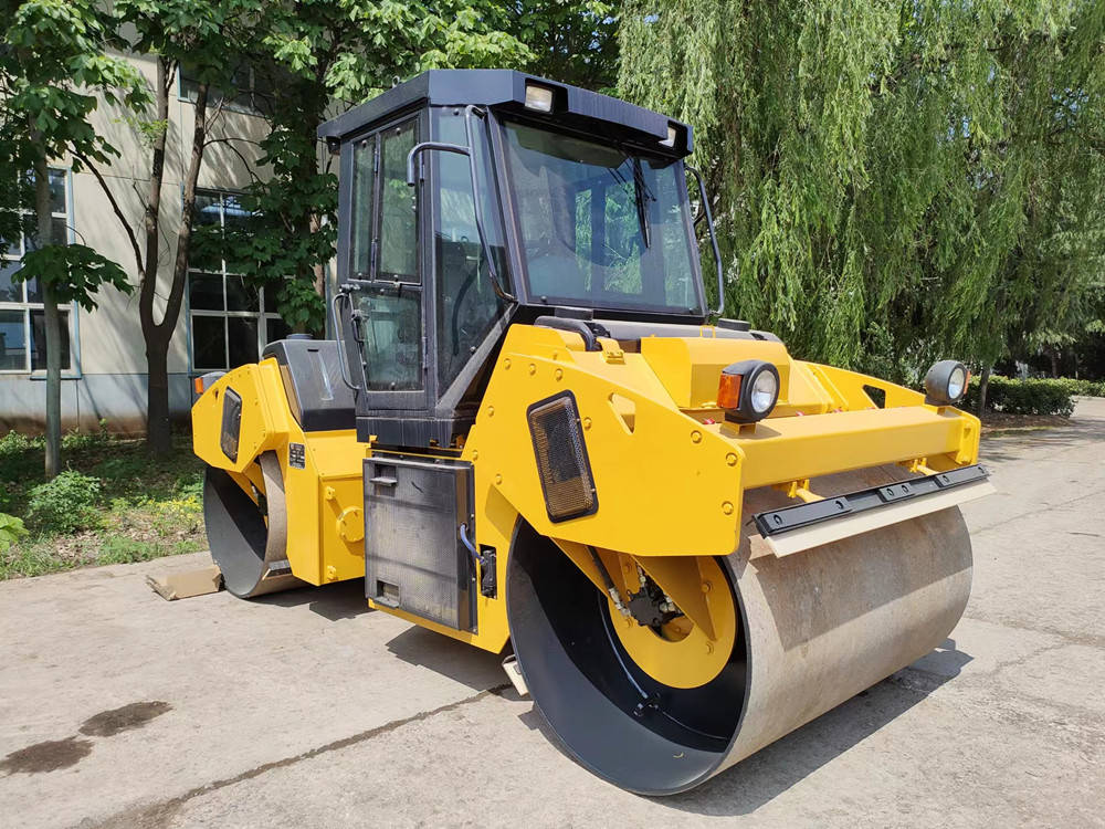 想要双钢轮8吨压路机来看看这款吧