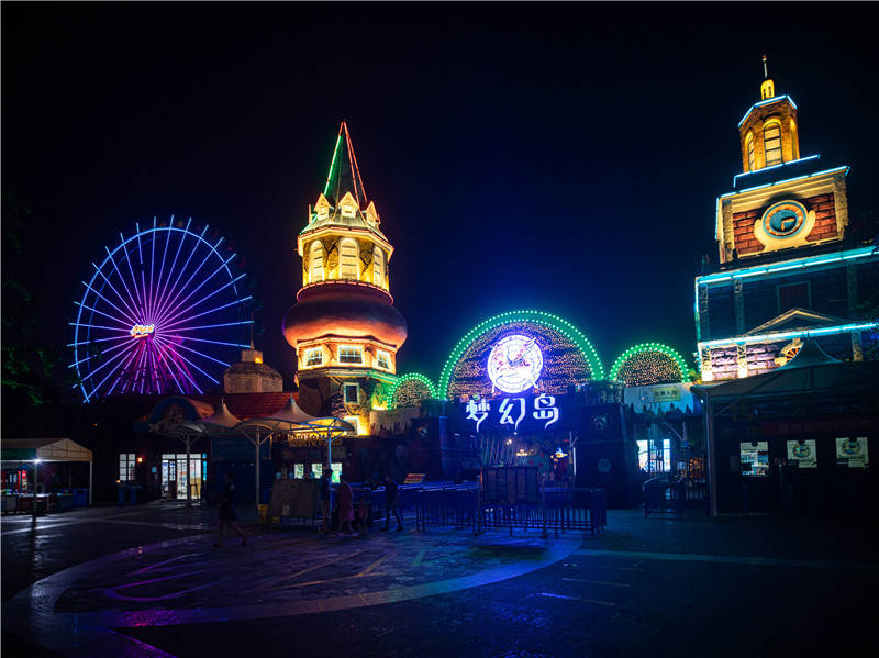 南湖梦幻岛乐园夏日奇妙夜开启打造城南暑期出游新体验