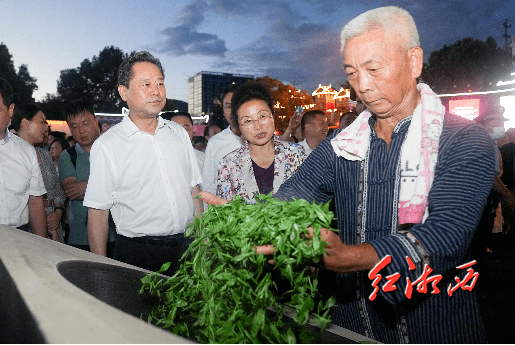 湘西州委书记虢正贵图片