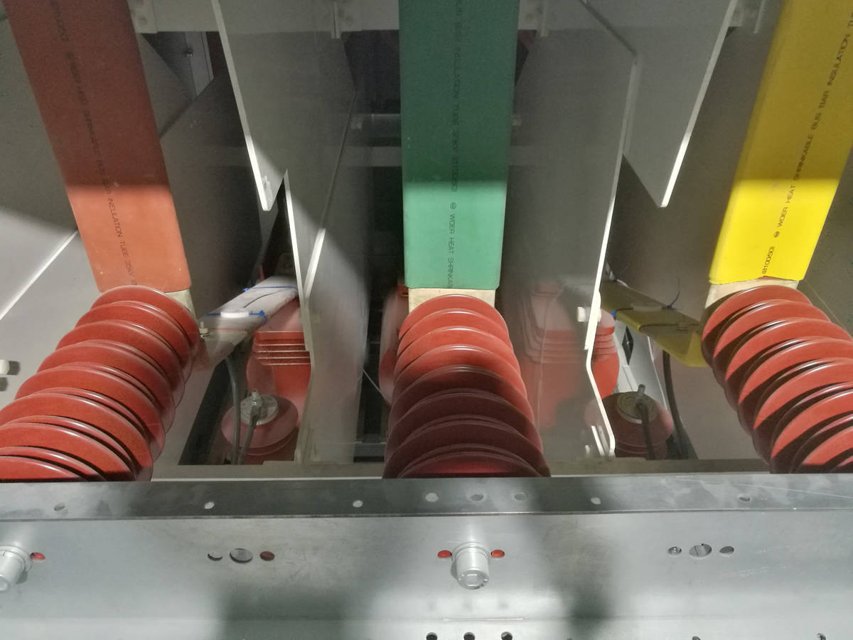 变压器光纤测温缺点(变压器测温传感器怎样安装)