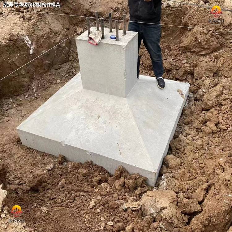 水泥钢构基础墩模具的生产介绍_混凝土_加工_样式