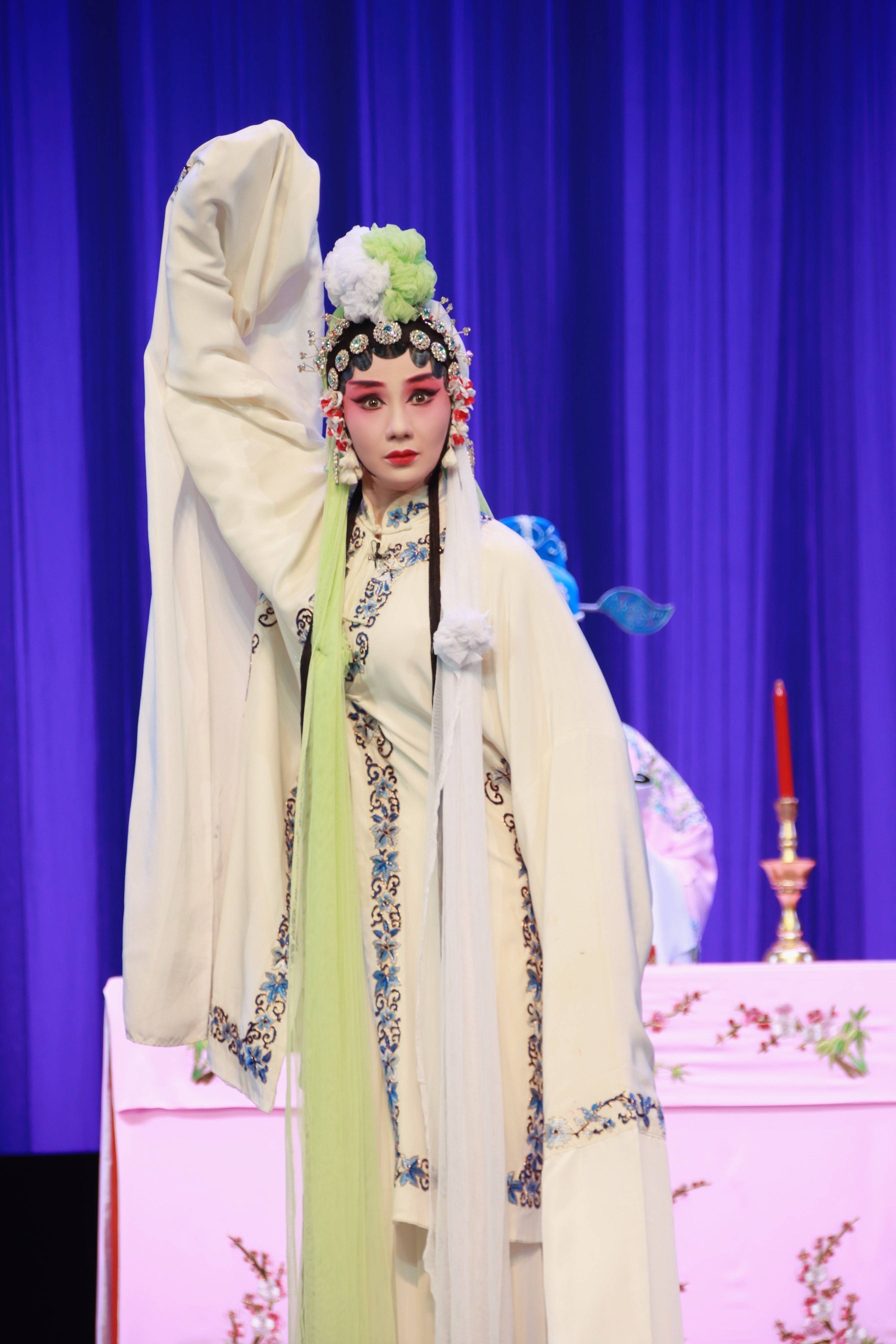 艺术为了和平——"国际和平艺术家"推选人物:刘谊_中国_世界_四川省