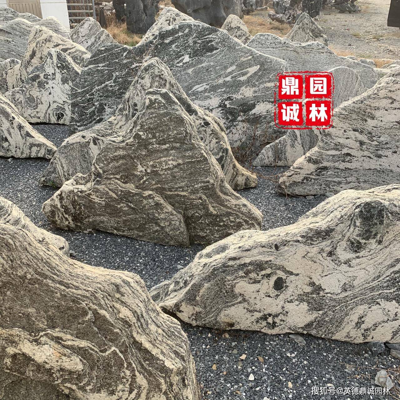 雪浪石之美,在于其烟波浩渺,澄净如练!_飞瀑_特征_那一种