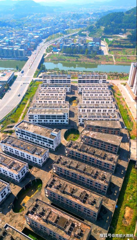 四川南充：南部县莱克汽贸城搜狐大视野搜狐新闻