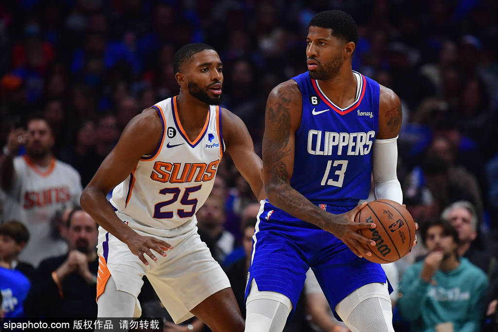 布克NBA录像回放精彩瞬间全记录展现太阳队核心后卫的高光表现与赛场统治力