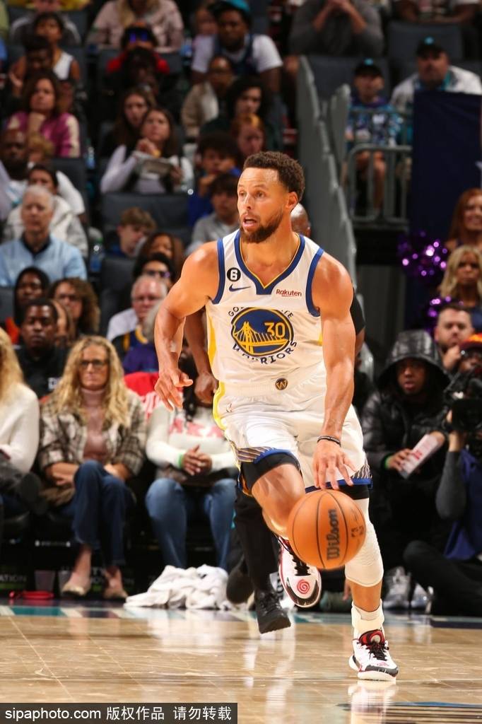 当库里穿上篮网球衣