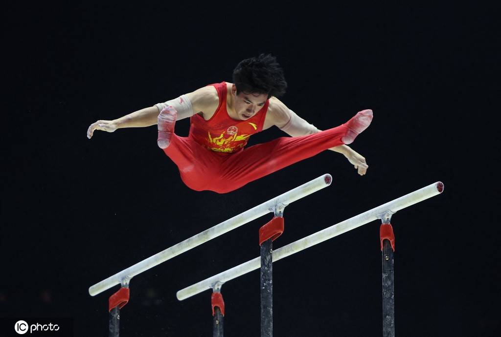 2022体操世锦赛男子个人全能决赛:张博恒获得亚军-搜狐大视野-搜狐新闻