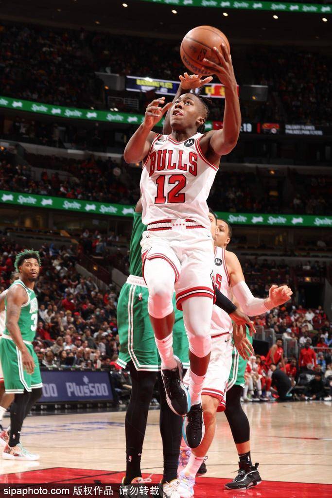 塔图姆领衔绿军对决利拉德领衔开拓者