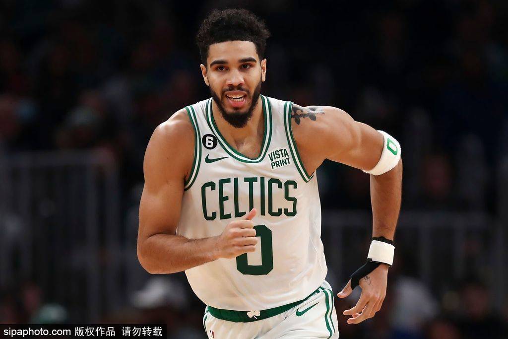 当塔图姆遇上杜兰特新一代巨星能否撼动老将的统治地位