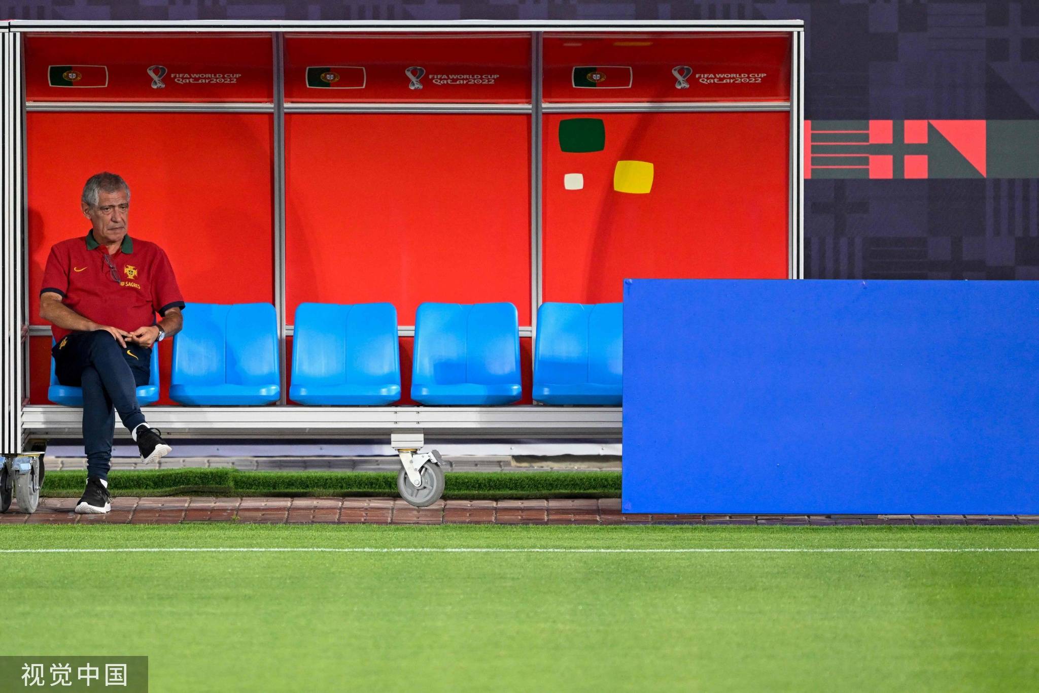 高清图：葡萄牙训练备战 C罗佩佩默契互动-搜狐大视野-搜狐新闻