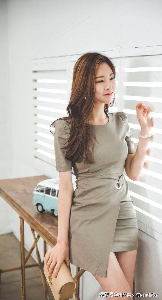 身材高挑的漂亮女子穿-搜狐大视野-搜狐新闻