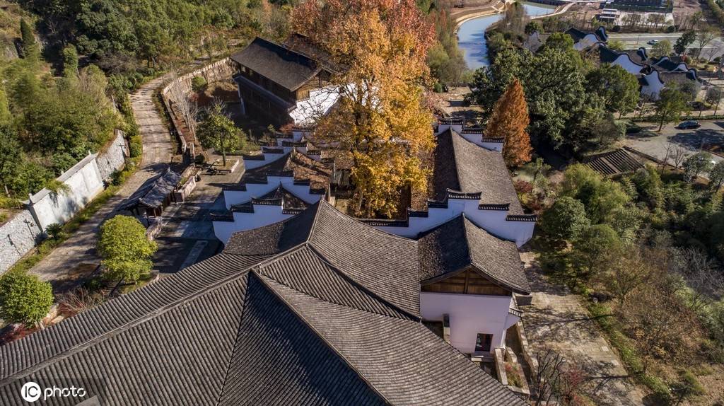 航拍浙江金华延福苑 文化气息浓厚秋色宜人-搜狐大视野-搜狐新闻