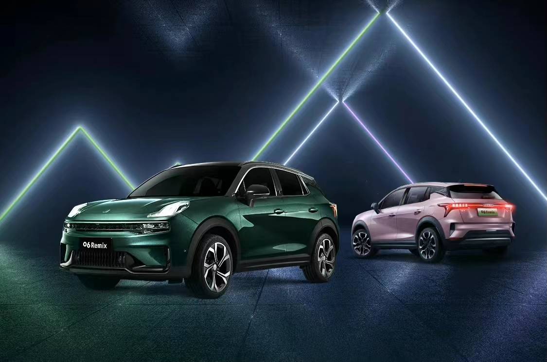 颜色多变,领克06新增墨绿配色,hero绿;还有粉色配色,shero粉.