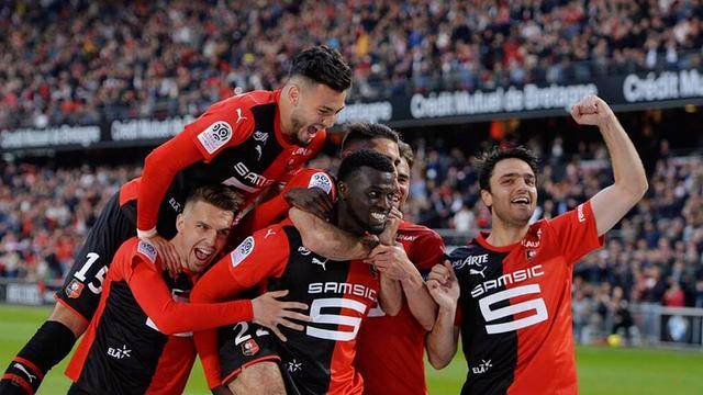 法甲兰斯vs雷恩:兰斯历史交锋占优,本场有望守住主场_比赛_联赛_进行