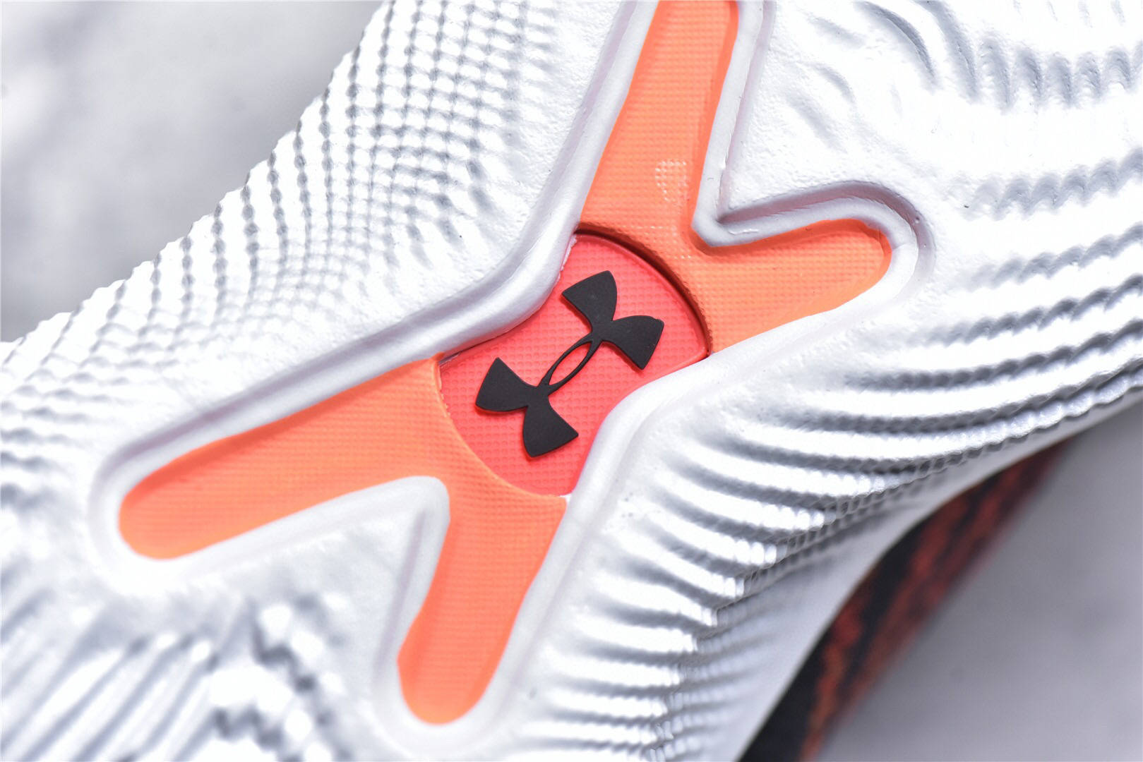 安德玛 under armour curry 10 ua 库里10代篮球鞋_材质_设计_抓地力